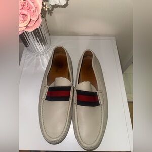 Gucci Beige Loafers with Red and Black Accents